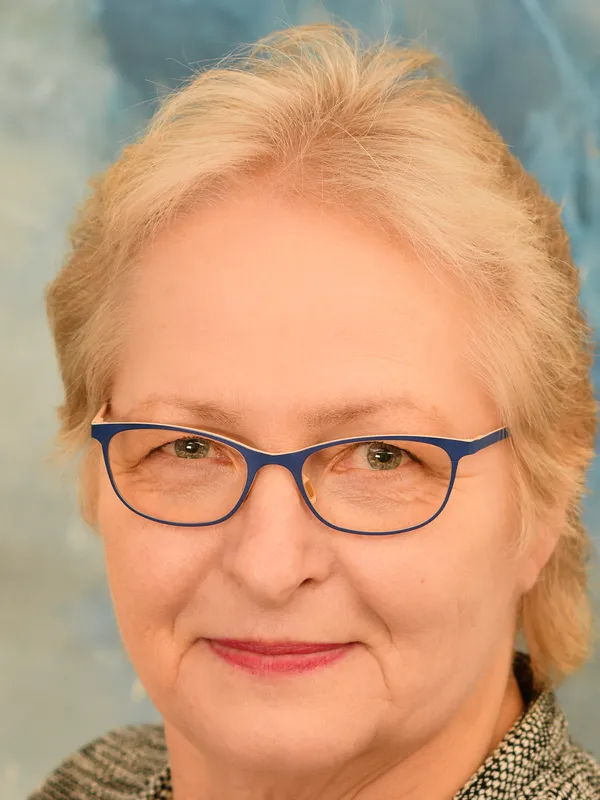 Porträt von Kirsten Kramer-Rieder