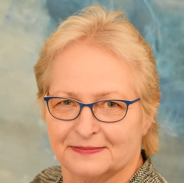 Porträt von Kirsten Kramer-Rieder